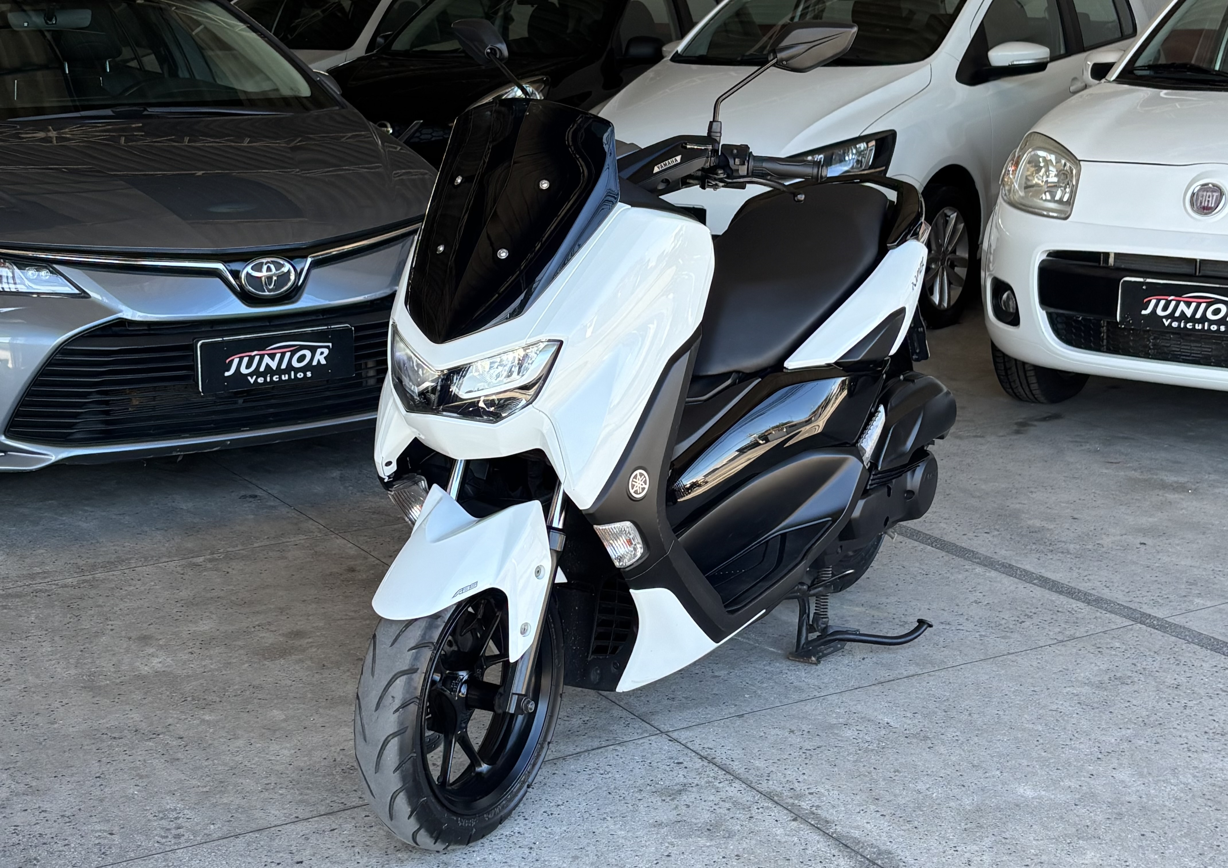 YAMAHA NMAX